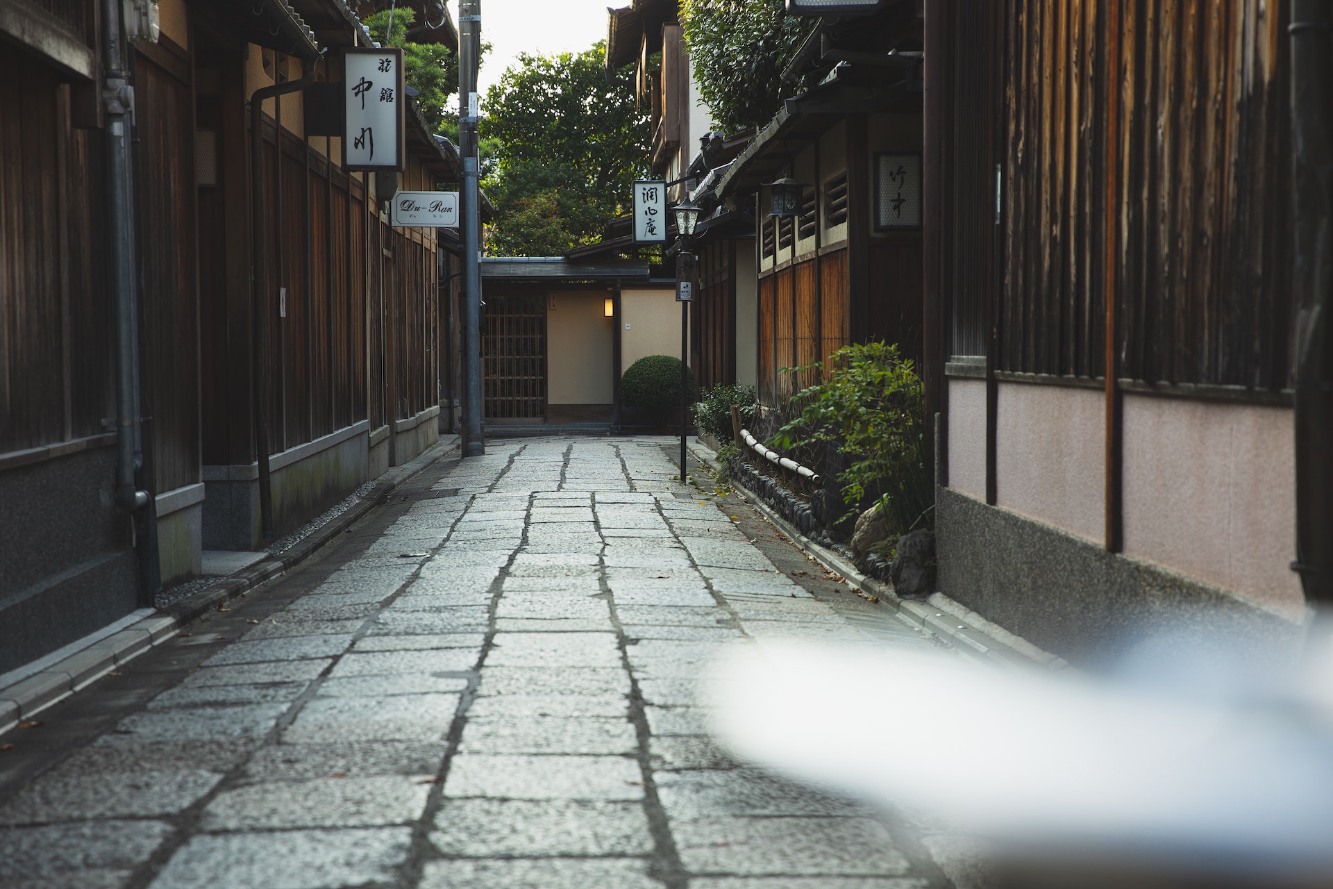温泉街の画像
